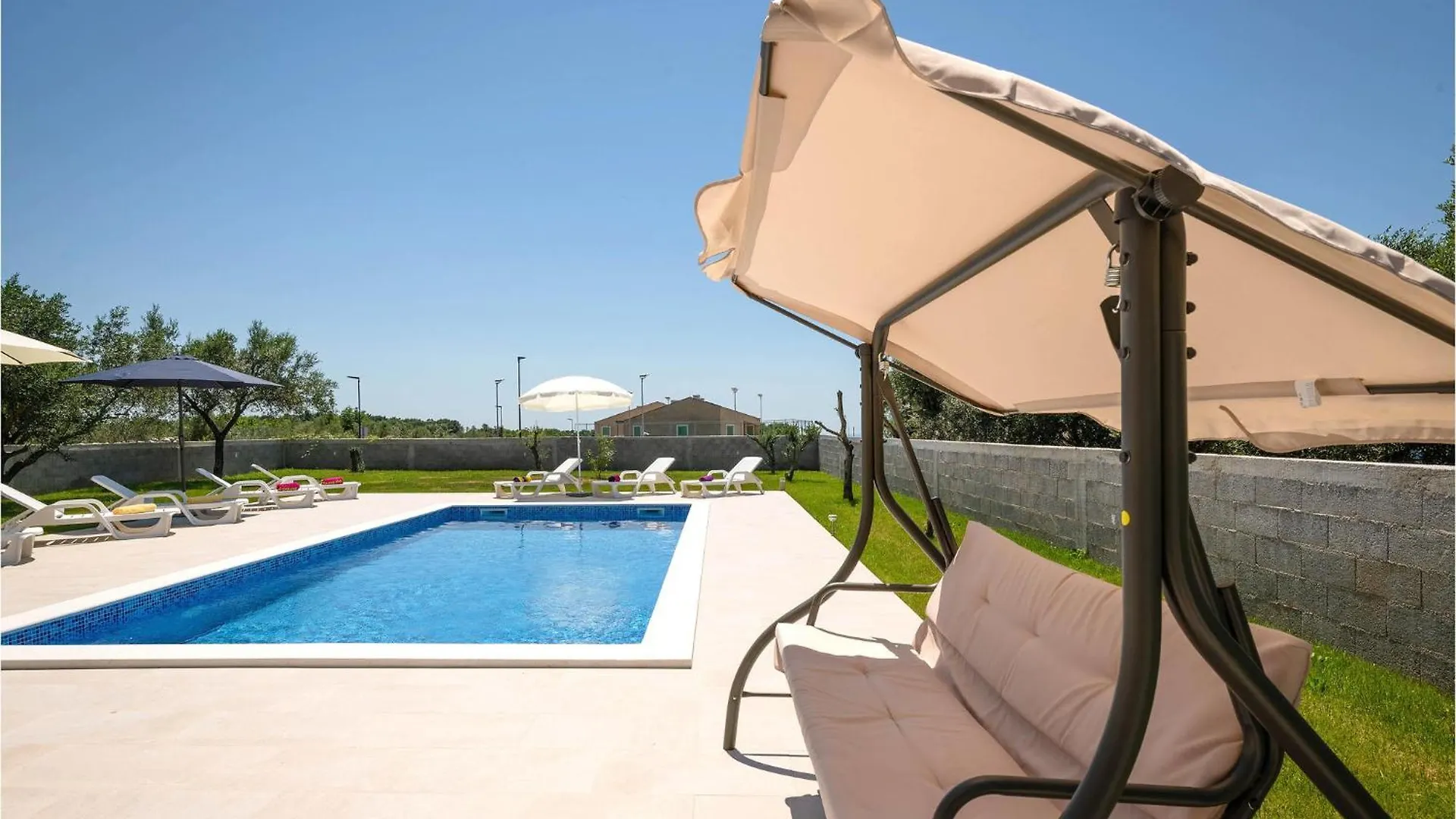 4 Bedroom Beautiful Home In Vodnjan